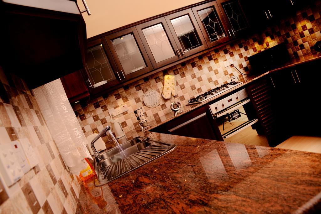 Northwood Residence - Marawila Phòng bức ảnh